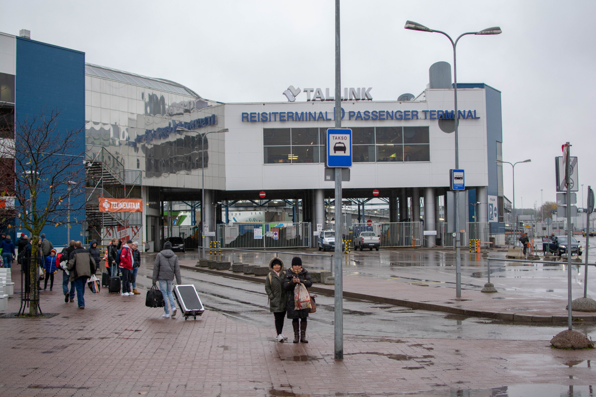 タリン到着